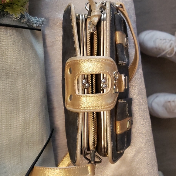 Dolce & Gabbana vintage purse. - Picture 3 of 10